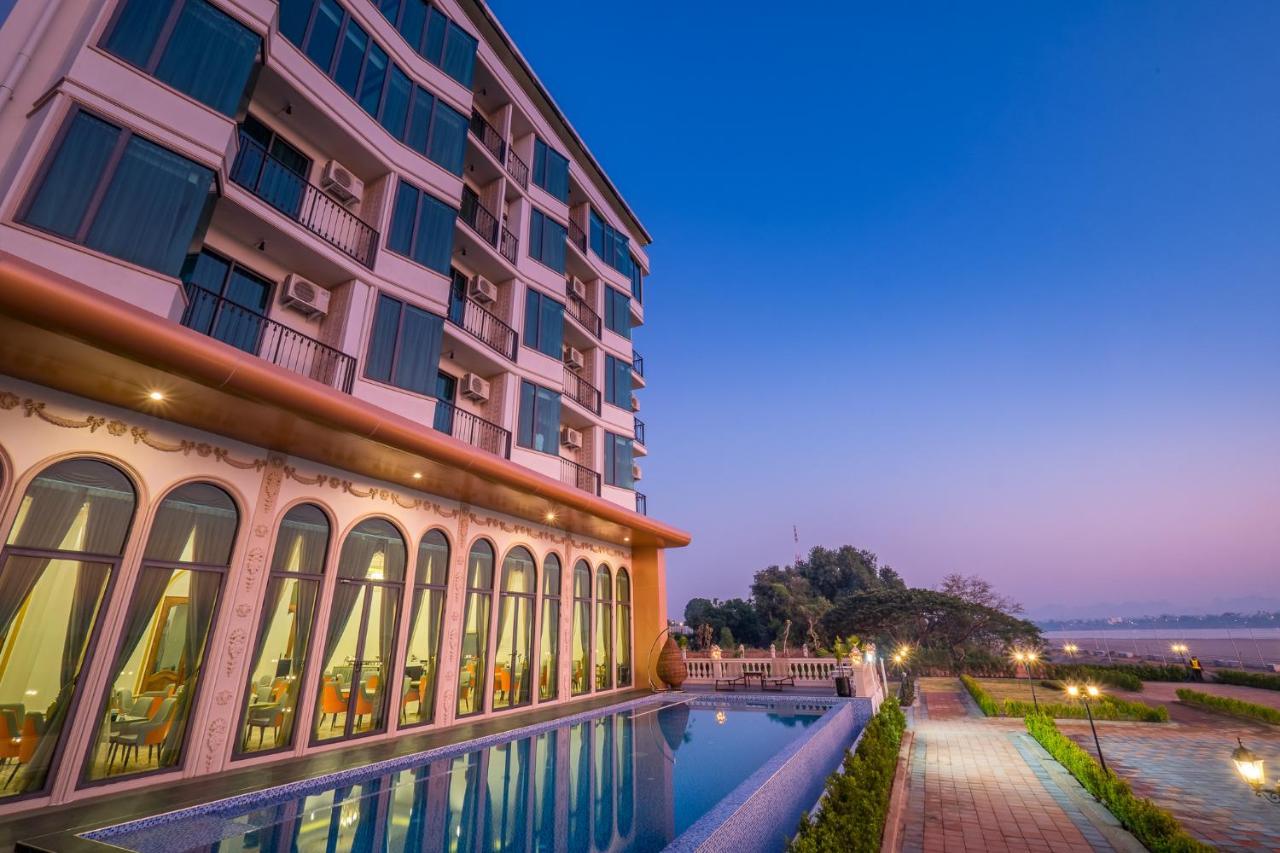 Mekong Heritage Hotel Nakhon Phanom Buitenkant foto